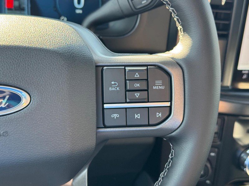 New 2026 Ford F250 Lariat w/ Black Appearance Package image 23