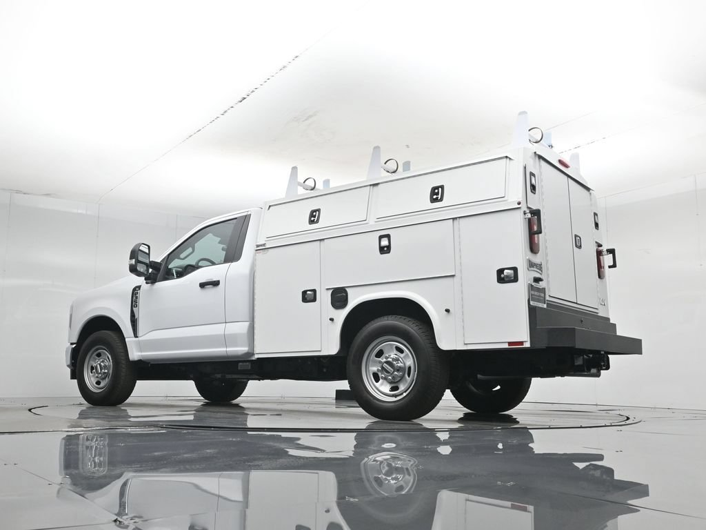 New 2026 Ford F350 XL w/ XL Chrome Package RWD image 3