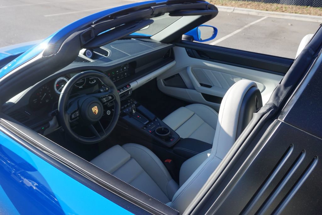 Used 2023 Porsche 911 Targa 4S image 10