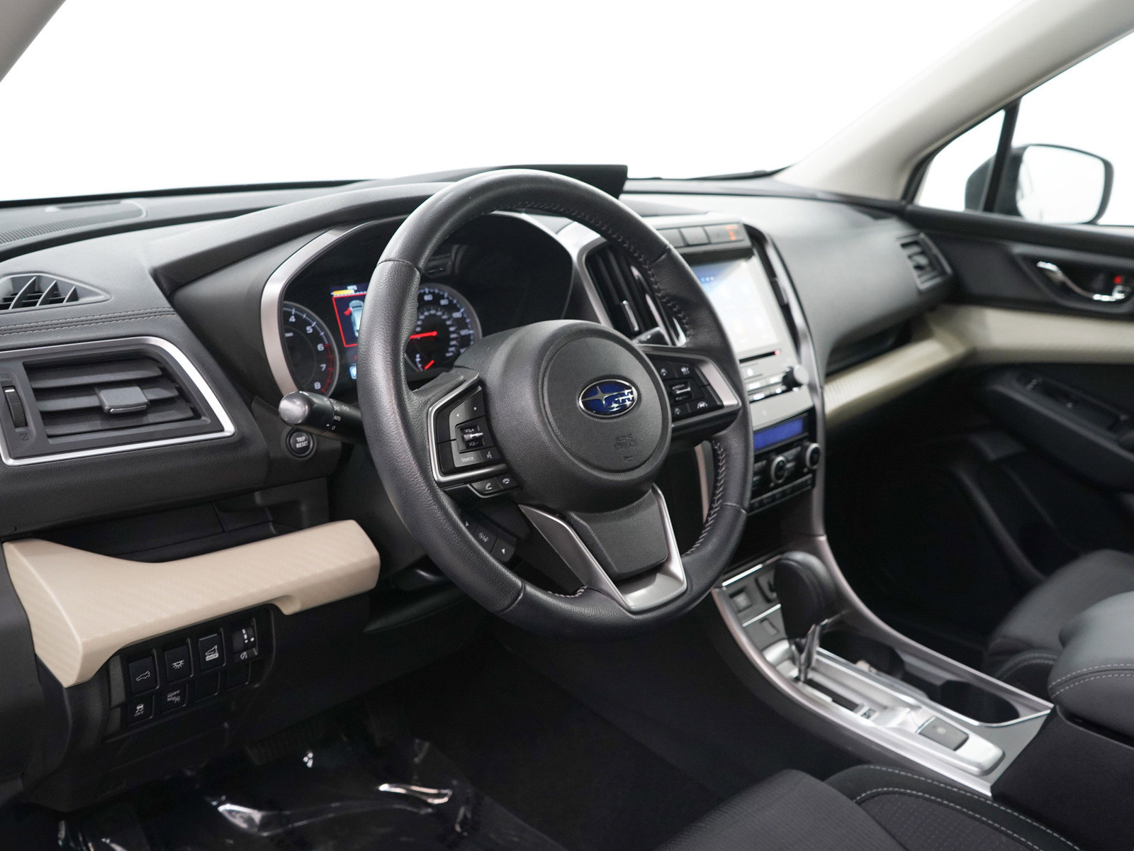 Used 2020 Subaru Ascent Premium w/ Convenience Package image 17