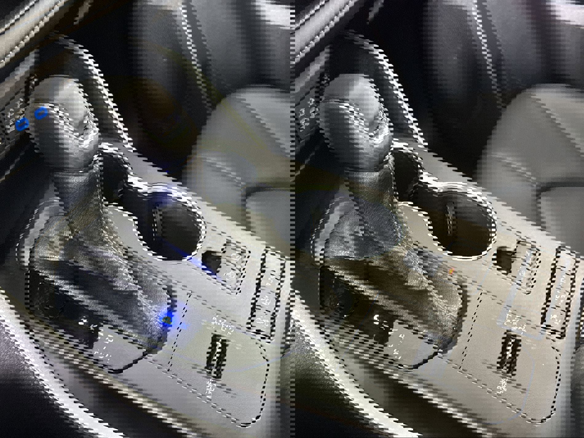 Used 2022 Toyota Highlander XLE image 52