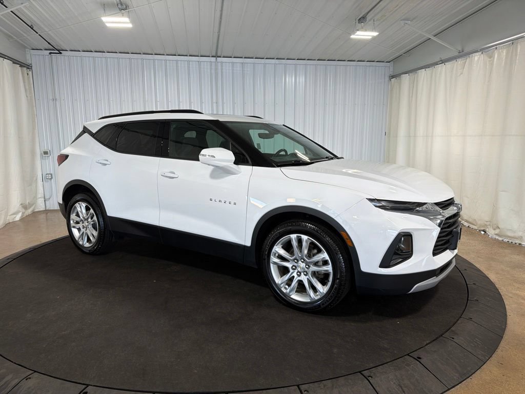 Certified 2019 Chevrolet Blazer LT w/ Sun and Wheels Package AWD/4WD image 11