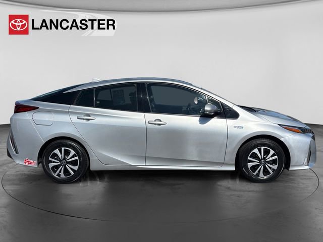 Certified 2017 Toyota Prius Prime Plus w/ Preferred Accessory Package FWD image 8
