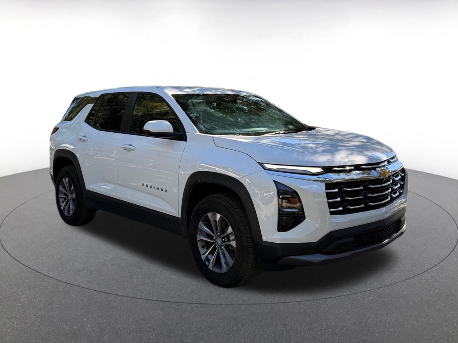 Used 2025 Chevrolet Equinox LT