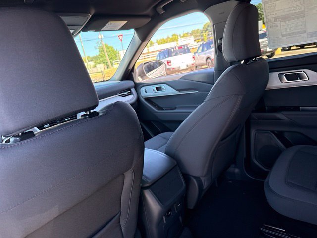 New 2027 Ford Explorer Active RWD image 22
