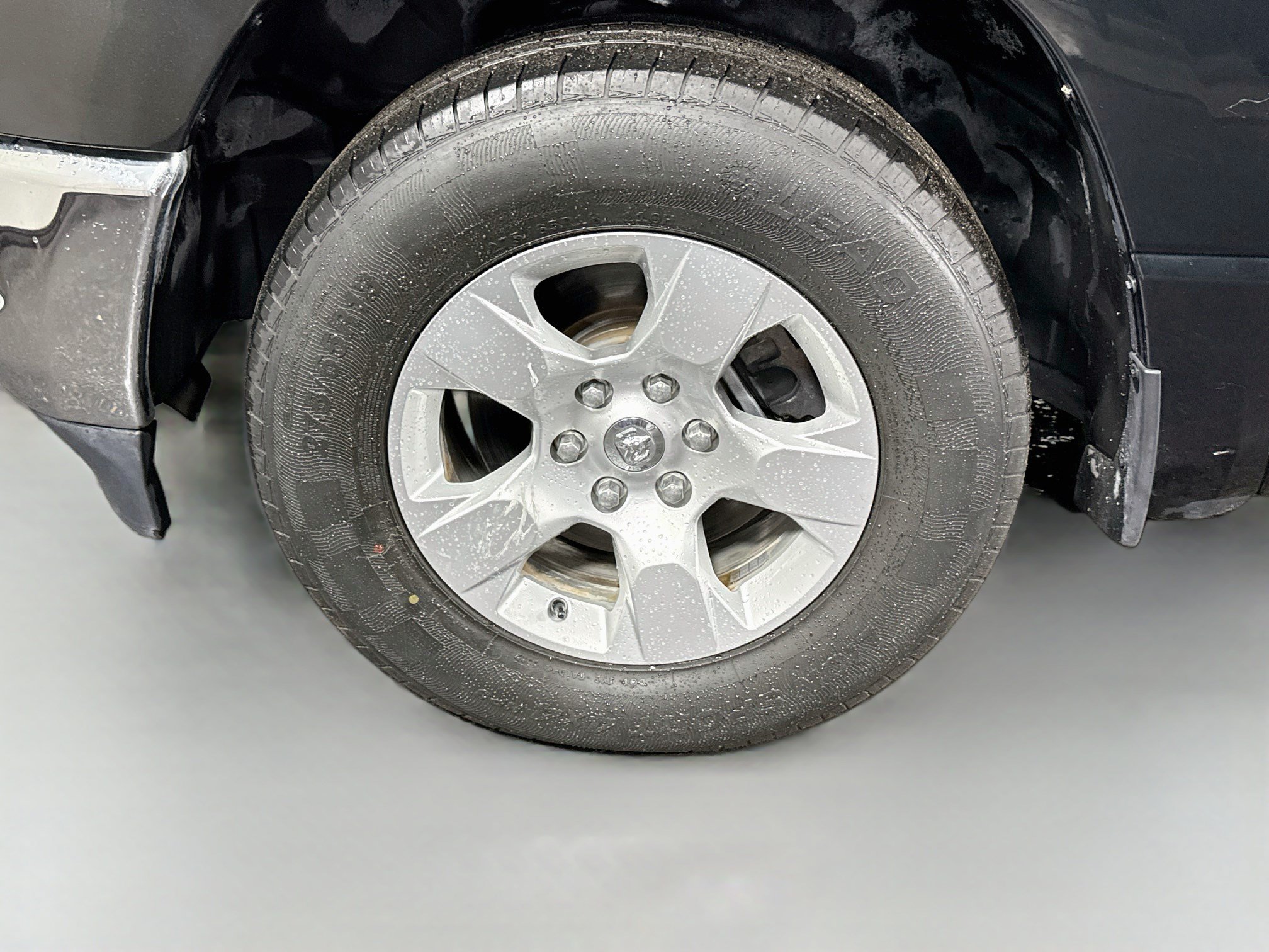 Used 2019 RAM 1500 Big Horn RWD image 38