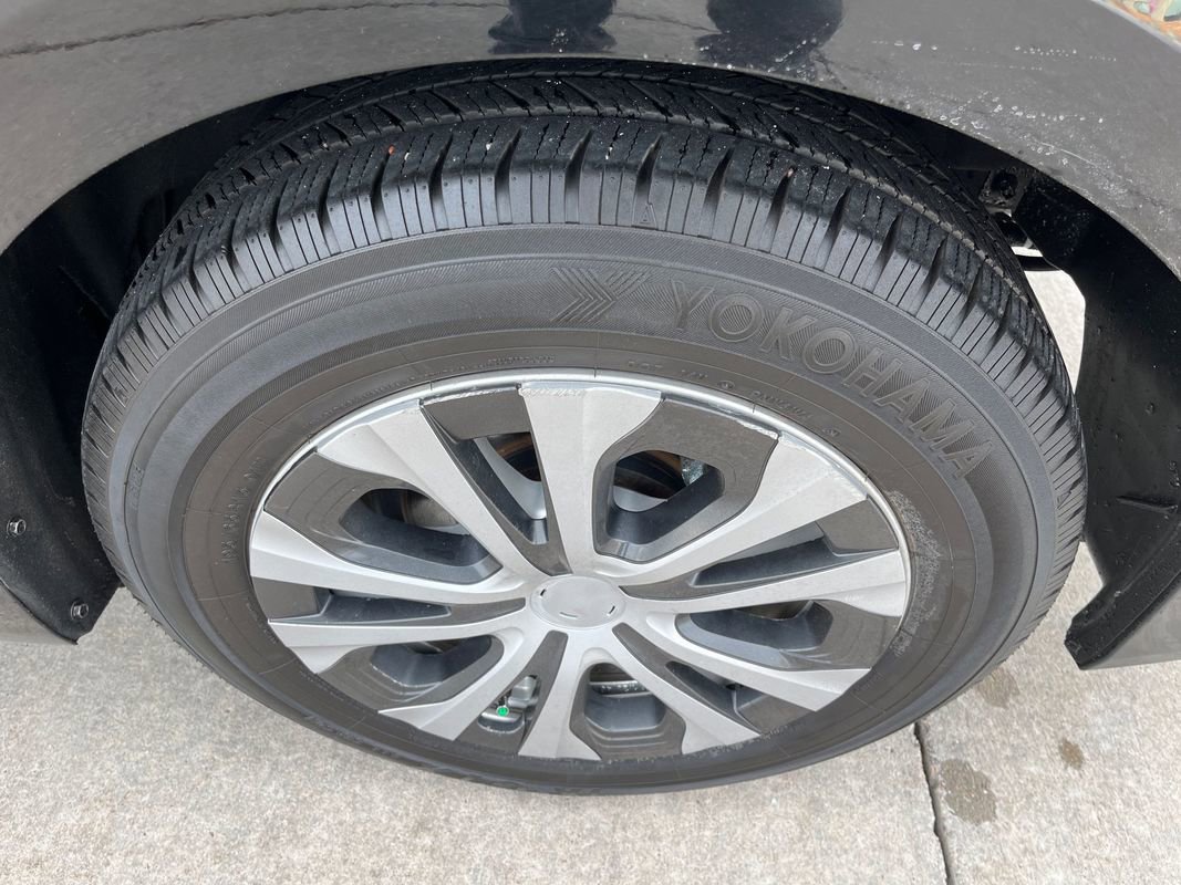 Used 2022 Toyota Prius LE image 24