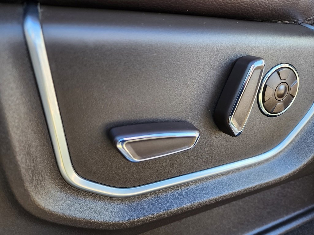 Used 2019 Ford F150 Limited image 12