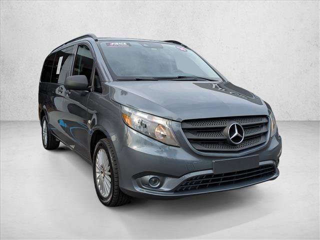 Used 2016 Mercedes-Benz Metris Passenger video 3