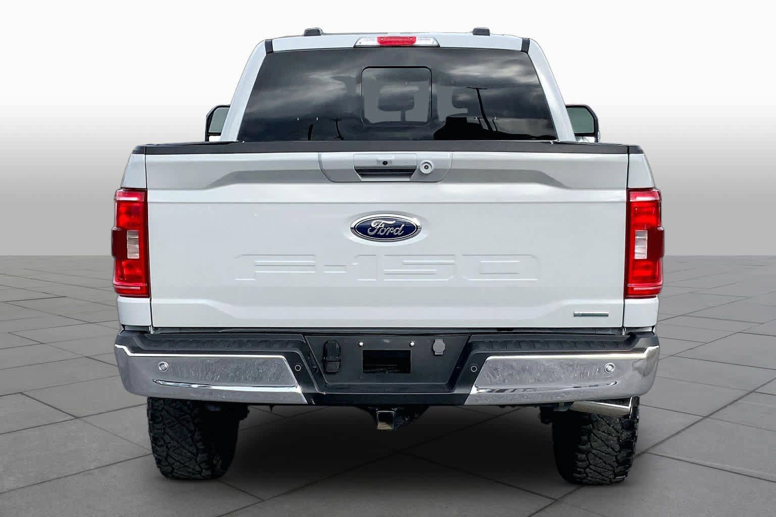 Certified 2023 Ford F150 XLT w/ Equipment Group 302A High image 5