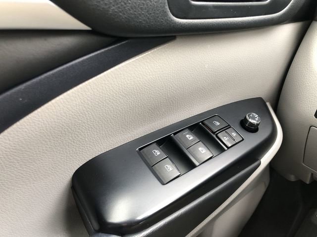Used 2019 Toyota Highlander XLE image 13