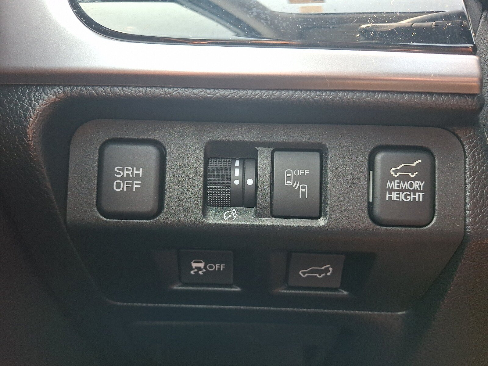 Used 2017 Subaru Forester 2.5i Touring AWD/4WD image 27