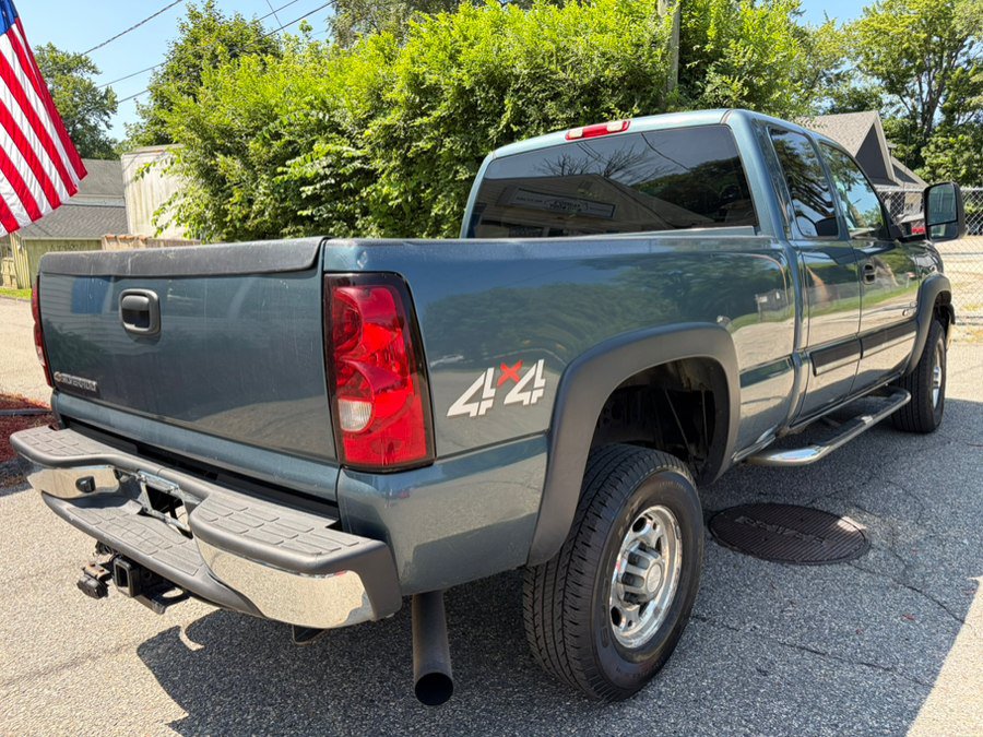 Used 2006 Chevrolet Silverado 2500 LT w/ Heavy-Duty Power Package AWD/4WD image 8