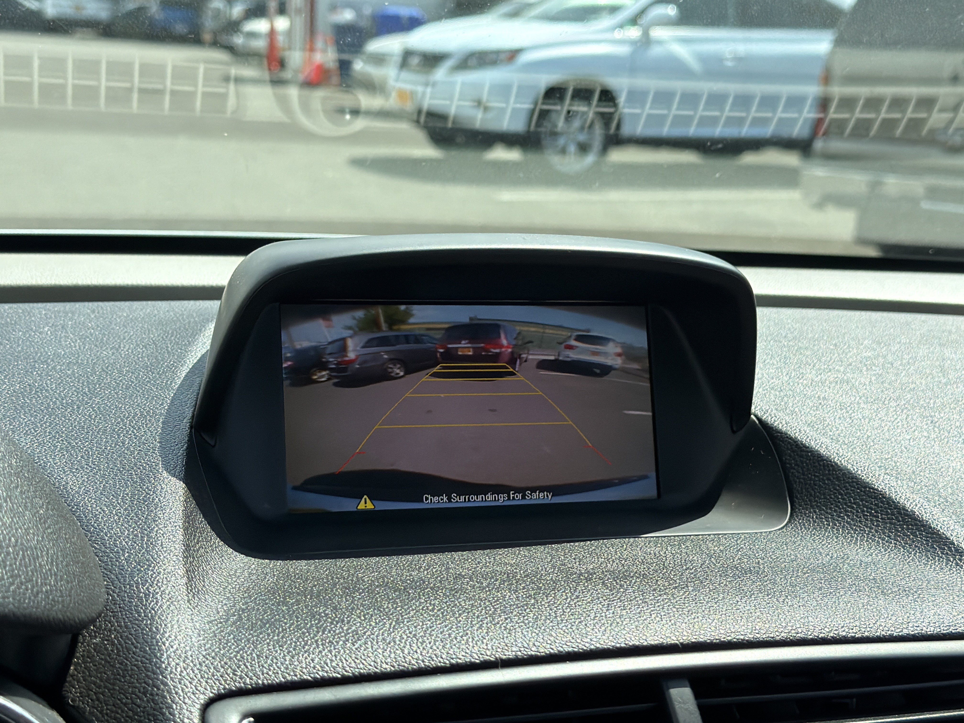 Used 2016 Buick Encore Convenience FWD image 21