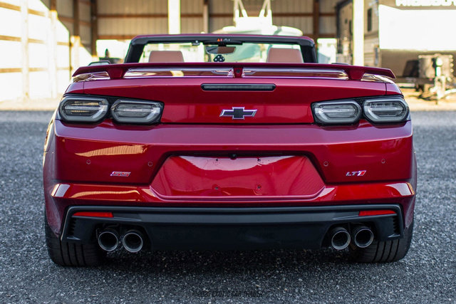 Used 2021 Chevrolet Camaro SS image 7