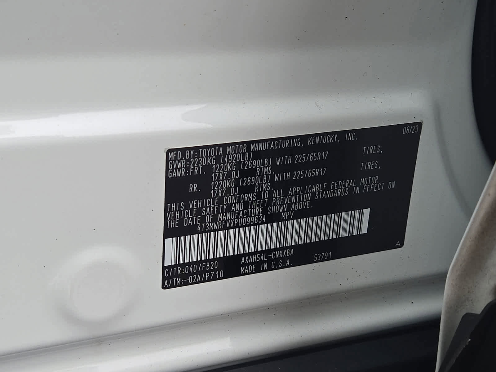 Used 2023 Toyota RAV4 LE image 28