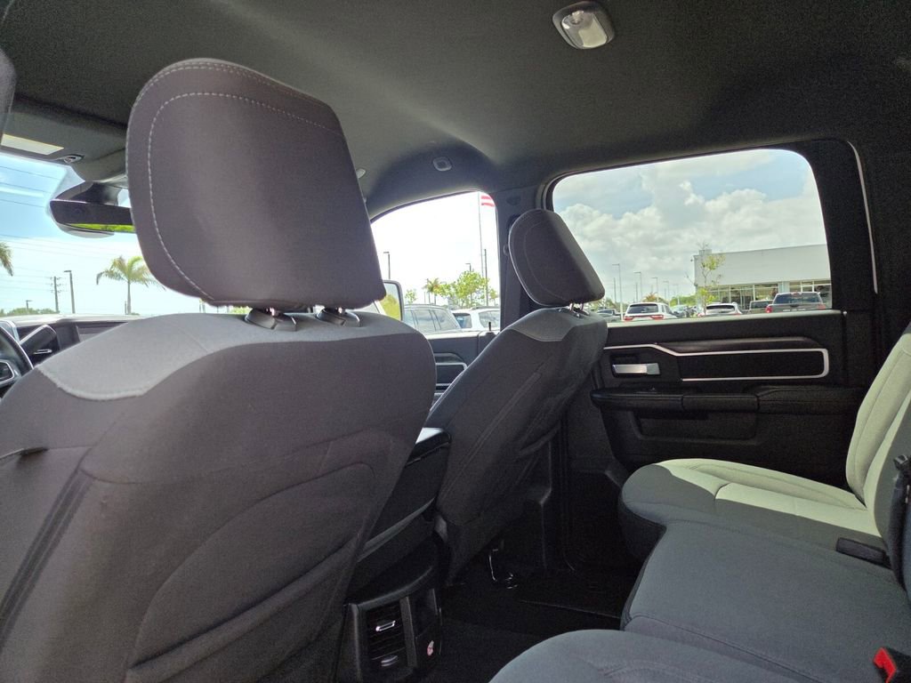 Used 2024 RAM 3500 Big Horn AWD/4WD image 18