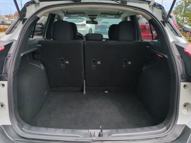 Used 2020 Nissan Kicks SR image 13