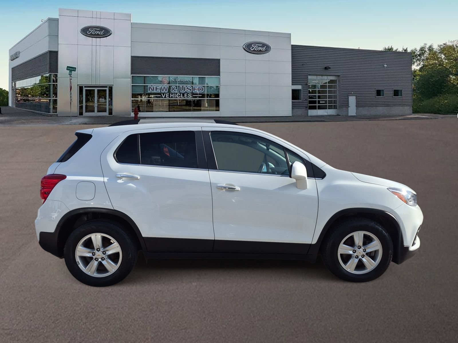 Used 2019 Chevrolet Trax LT w/ LT Convenience Package FWD image 10