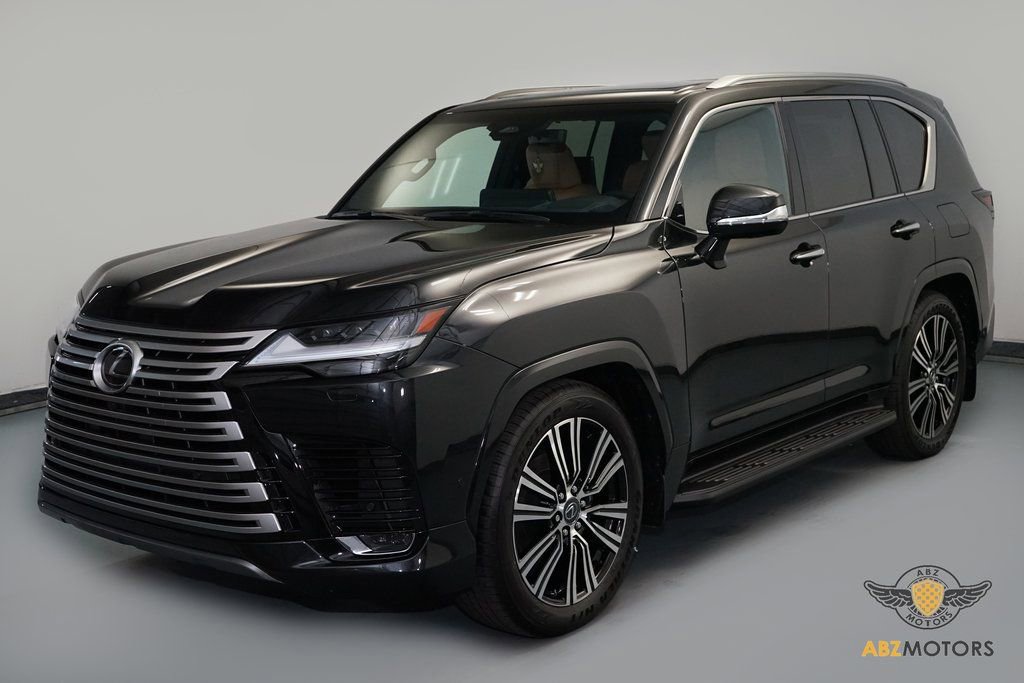 Used 2026 Lexus LX 700h Luxury w/ Accessory Package (Z1) image 3