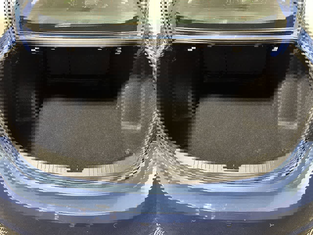 Used 2024 Chevrolet Malibu LT image 28