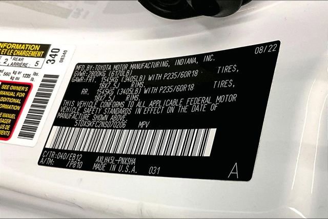 Used 2022 Toyota Sienna XSE image 37