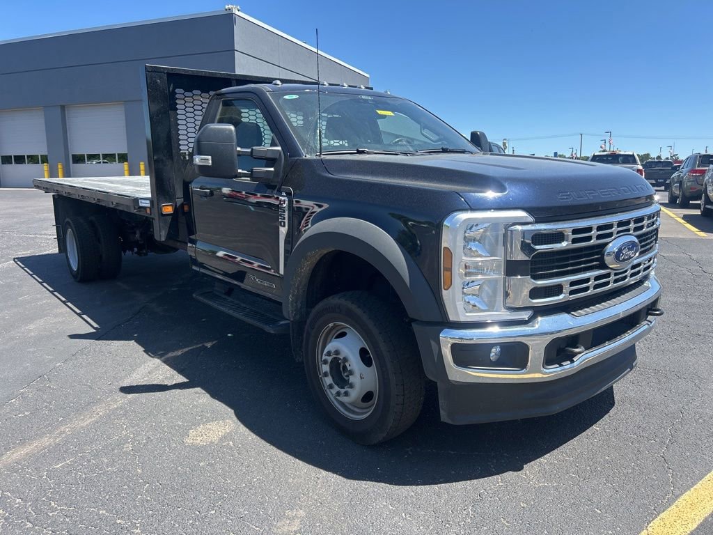 Used 2025 Ford F550 4x4 Regular Cab Super Duty w/ XL Chrome Package image 2
