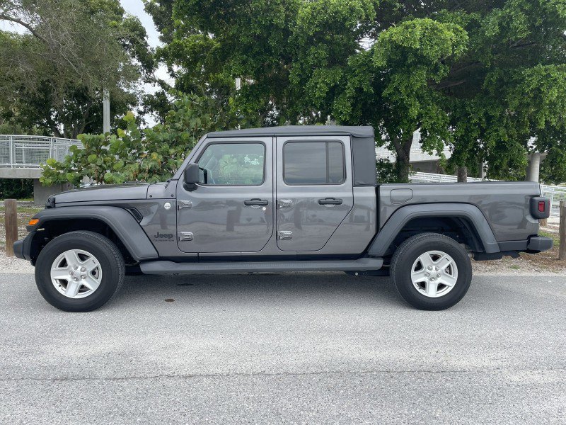 Used 2020 Jeep Gladiator Sport w/ Quick Order Package 24S image 3