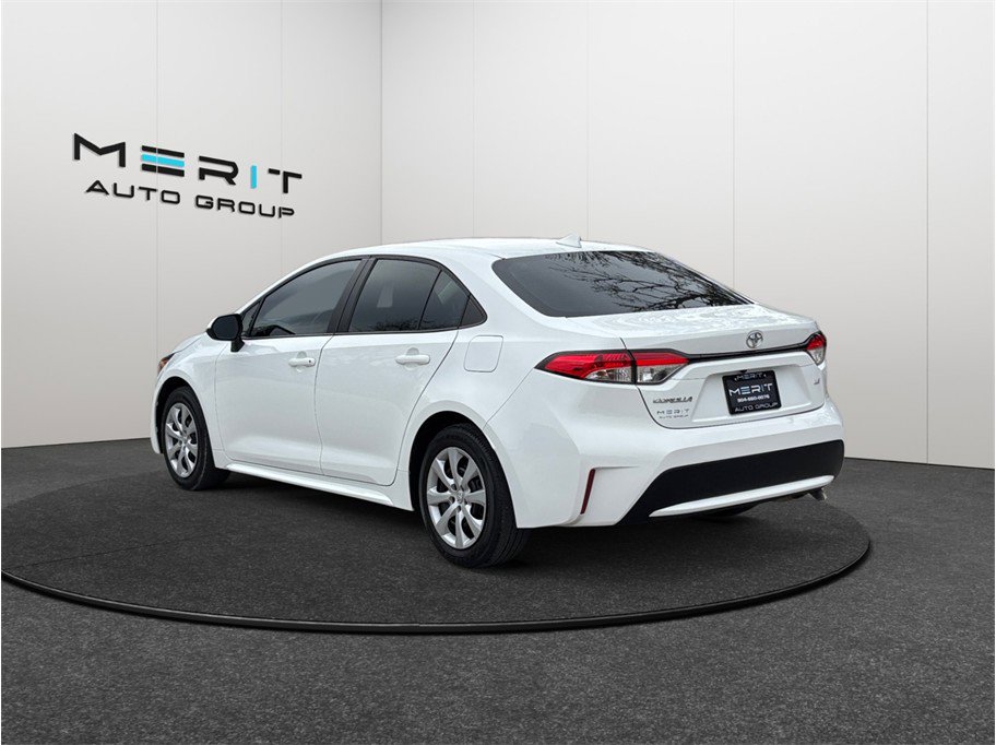 Used 2022 Toyota Corolla LE image 7