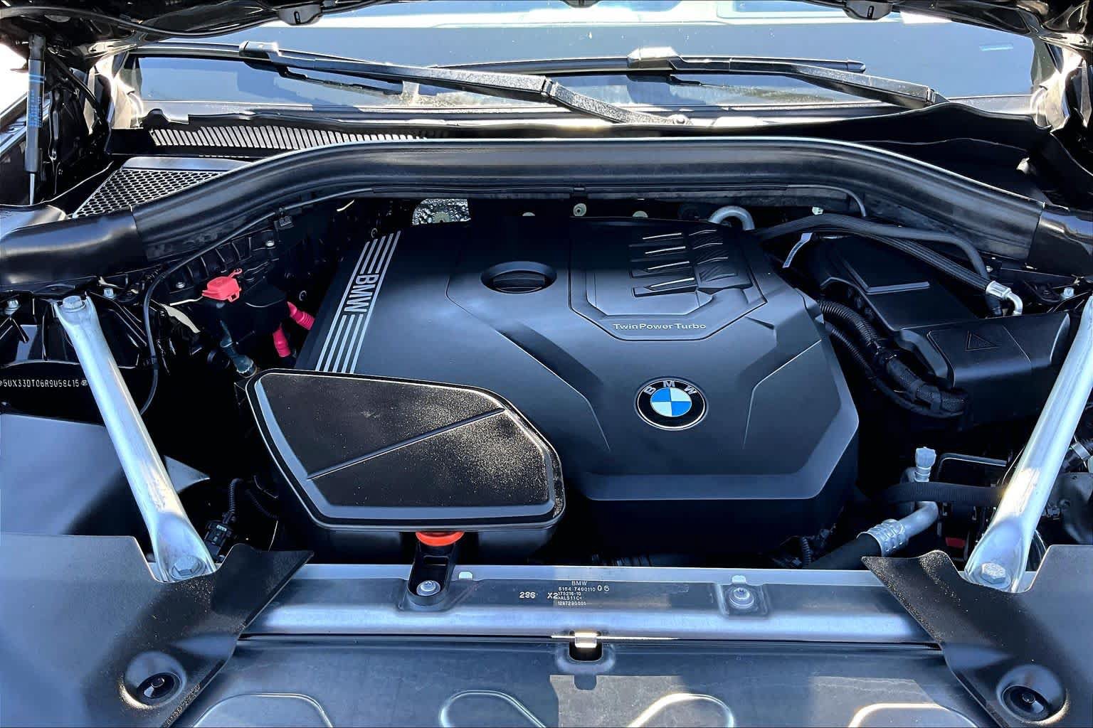 Used 2024 BMW X4 xDrive30i w/ Premium Package AWD/4WD image 30
