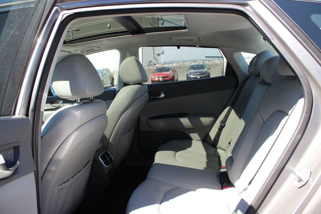 Used 2016 Kia Optima EX w/ Premium Package image 26