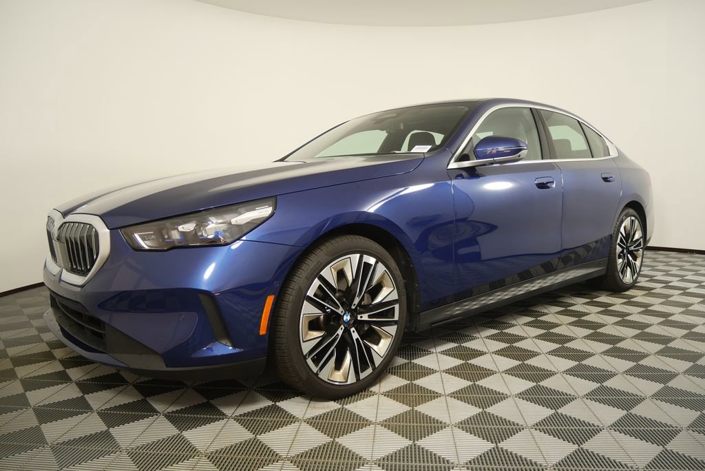Certified 2026 BMW 530i RWD image 7