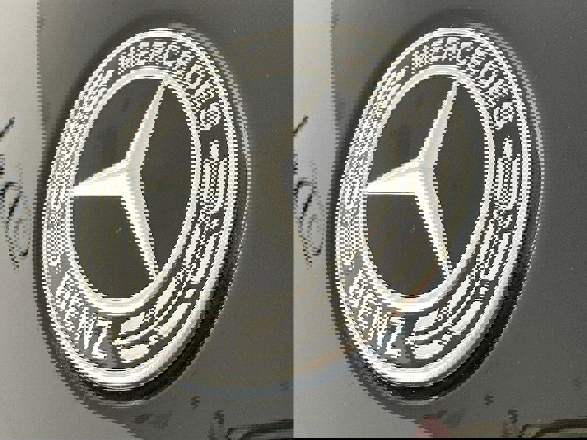 Used 2023 Mercedes-Benz GLE 450 4MATIC w/ AMG Line Exterior image 34