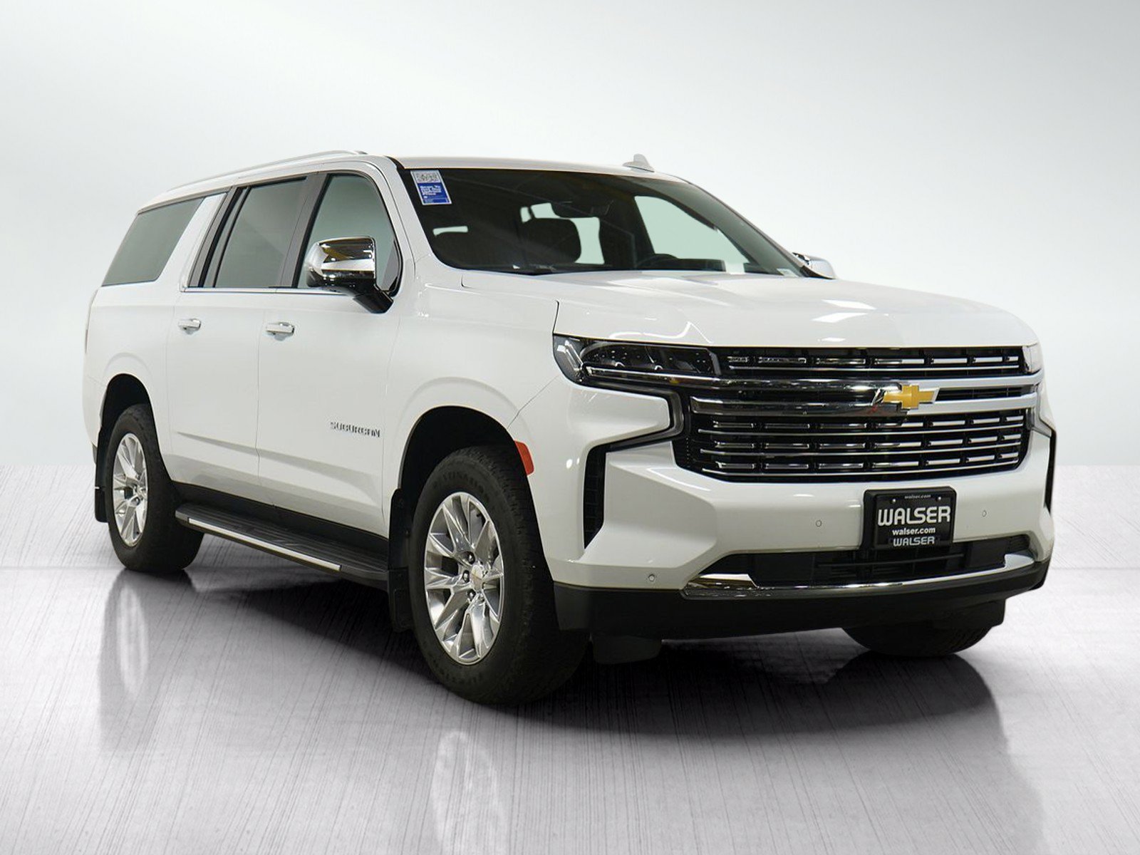 Used 2024 Chevrolet Suburban Premier AWD/4WD image 7