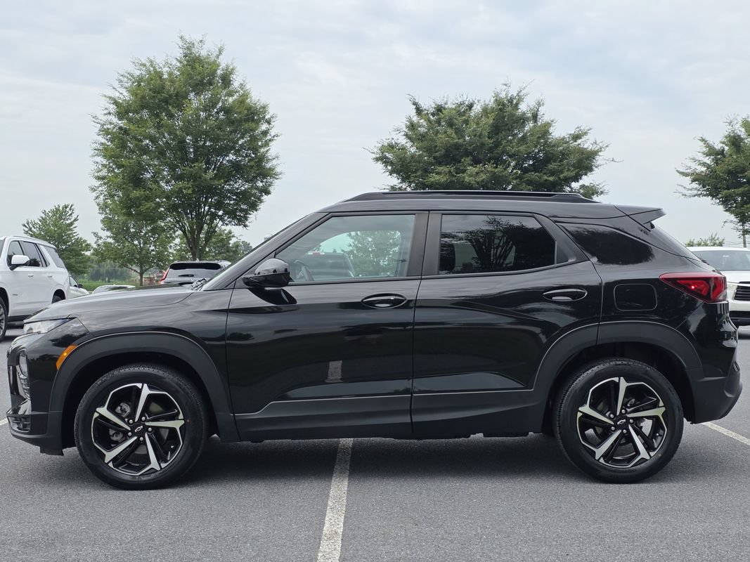 Used 2022 Chevrolet TrailBlazer RS FWD image 5