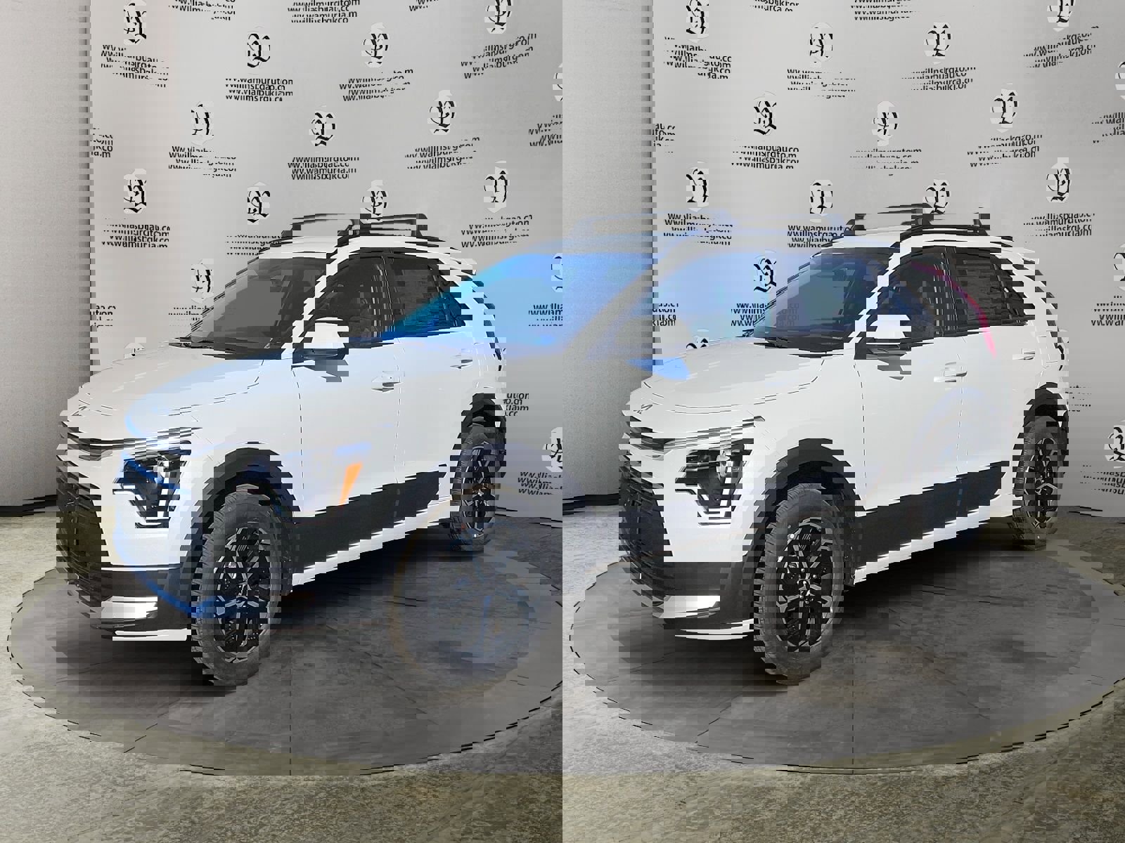 Used 2026 Kia Niro LX image 1