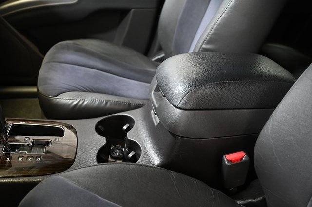 Used 2010 Hyundai Santa Fe SE image 19