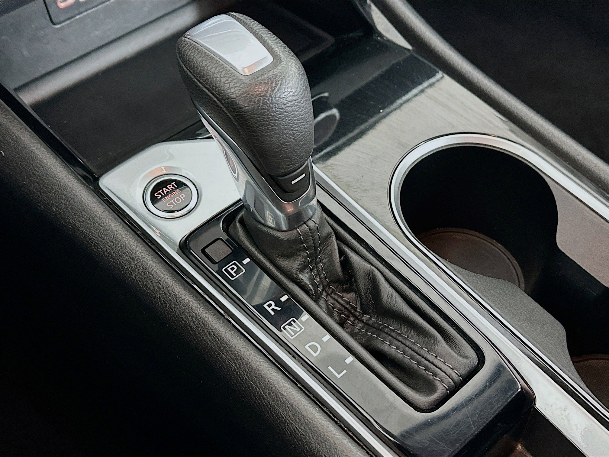 Used 2024 Nissan Altima 2.5 SV image 23