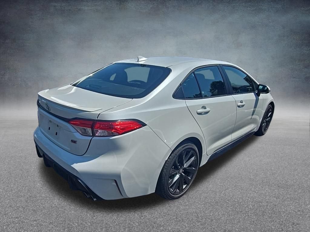 Used 2025 Toyota Corolla SE FWD image 7