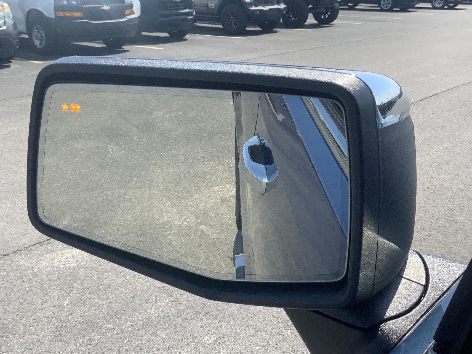 Used 2024 Chevrolet Silverado 1500 LTZ w/ LTZ Premium Package image 23