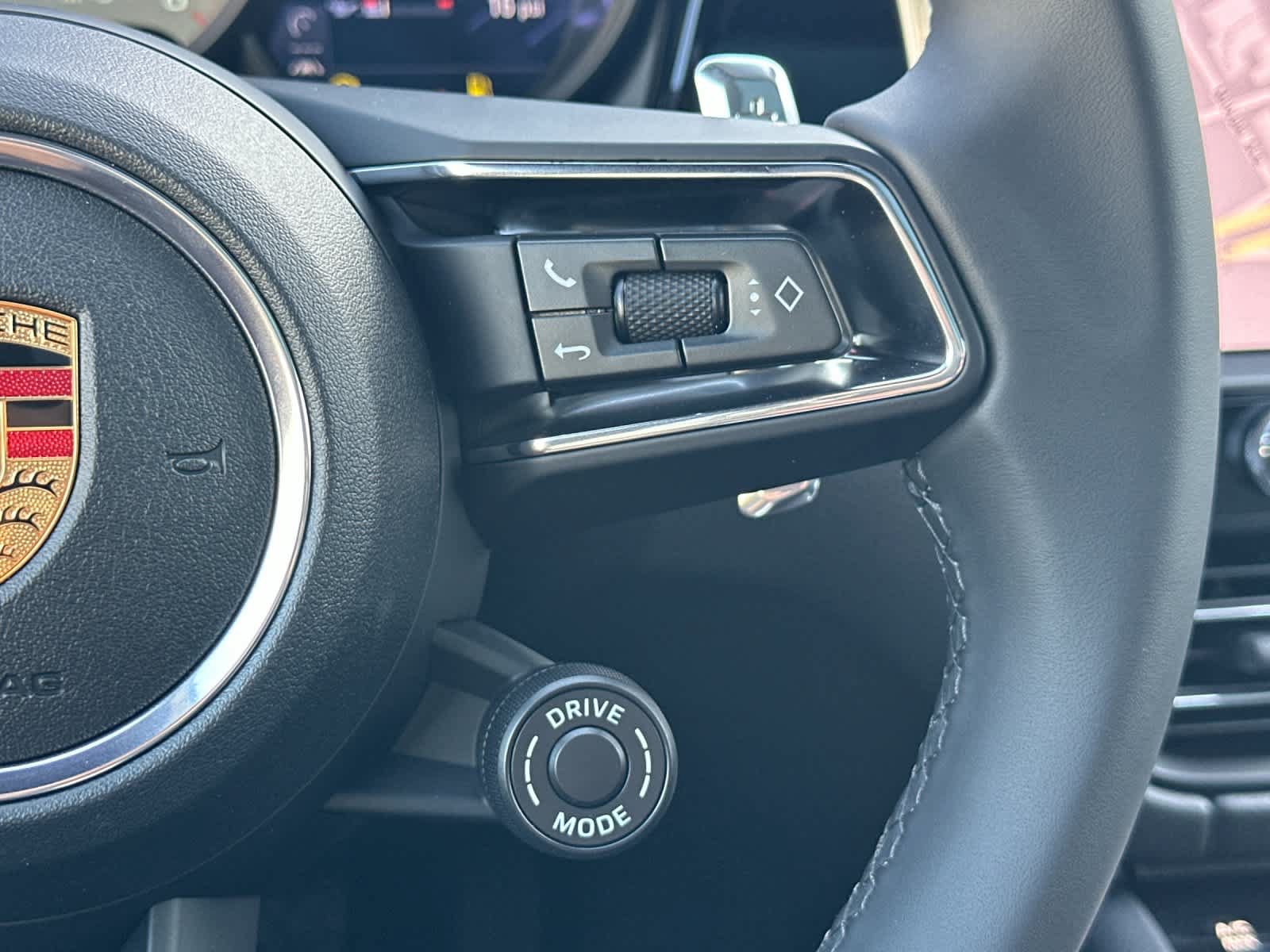 New 2026 Porsche Macan S AWD/4WD image 28