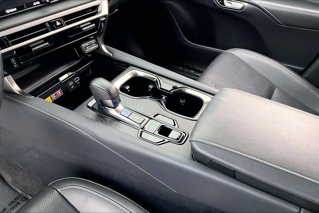 Used 2024 Lexus RX 350 Premium w/ Accessory Package (Z1) image 17