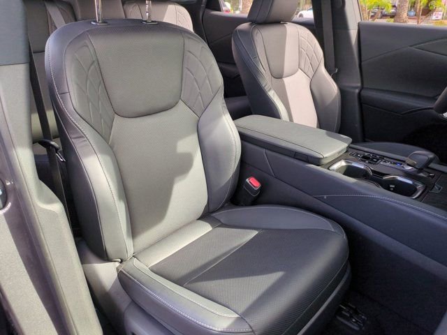 Used 2025 Lexus RX 350h w/ Convenience Package image 30