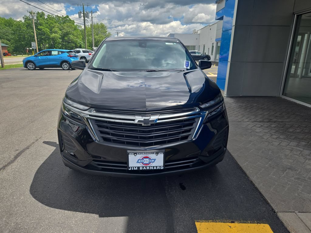 Certified 2024 Chevrolet Equinox LS w/ LS Convenience Package AWD/4WD image 4