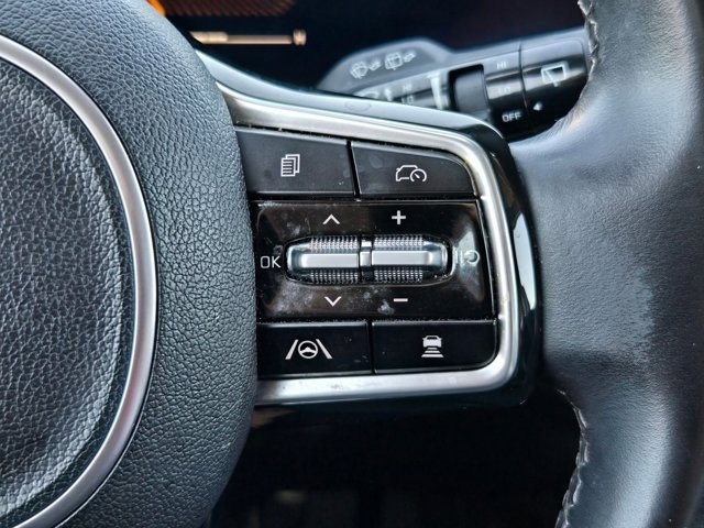 Used 2024 Kia Sorento S image 22
