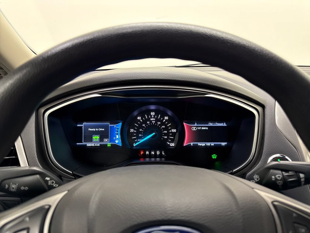 Used 2019 Ford Fusion SE FWD image 17
