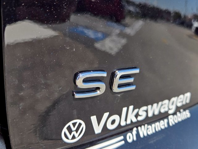 New 2026 Volkswagen Atlas Cross Sport SE FWD image 11