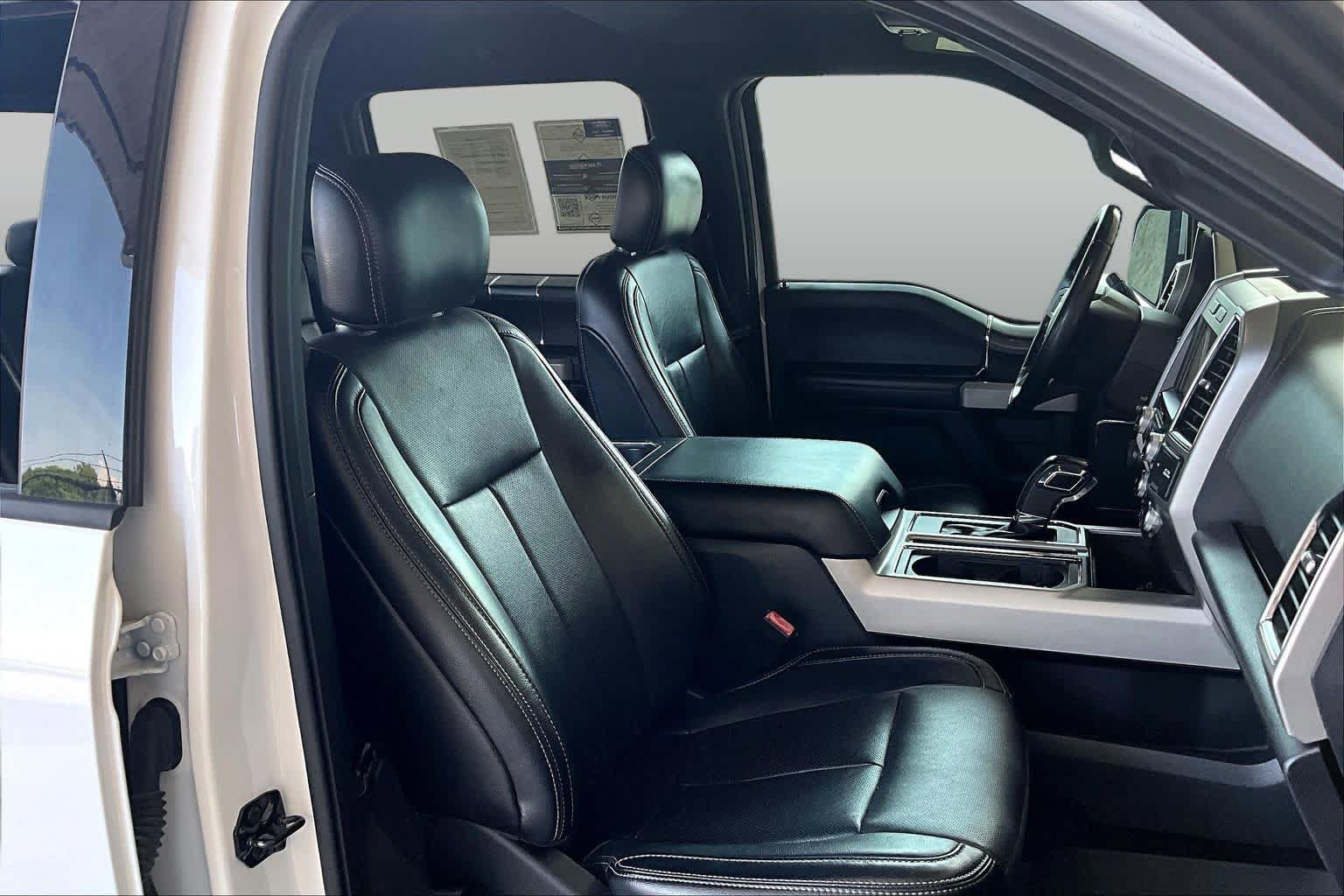 Used 2018 Ford F150 Lariat w/ Equipment Group 501A Mid AWD/4WD image 9