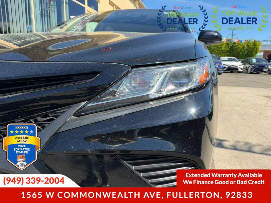 Used 2019 Toyota Camry SE FWD image 18