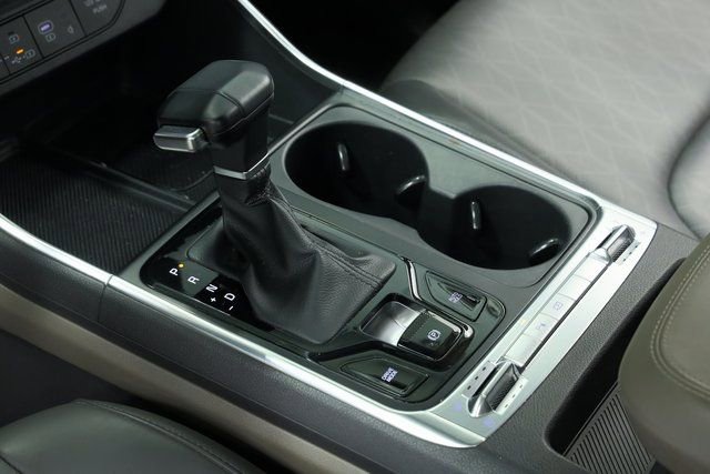 Used 2025 Kia Carnival SX image 26